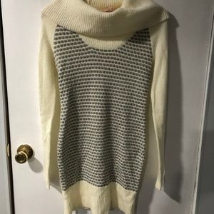 Candies girls winter dress size 14-16 color cream